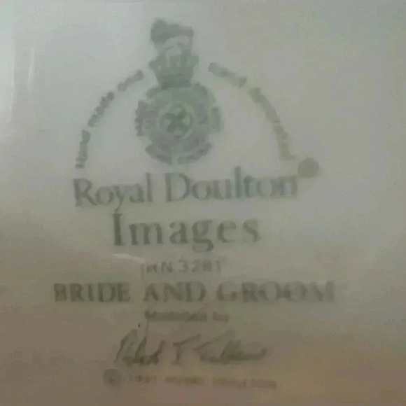 VINTAGE: Royal Doulton Images | Bride and Groom. - Picture 4 of 12